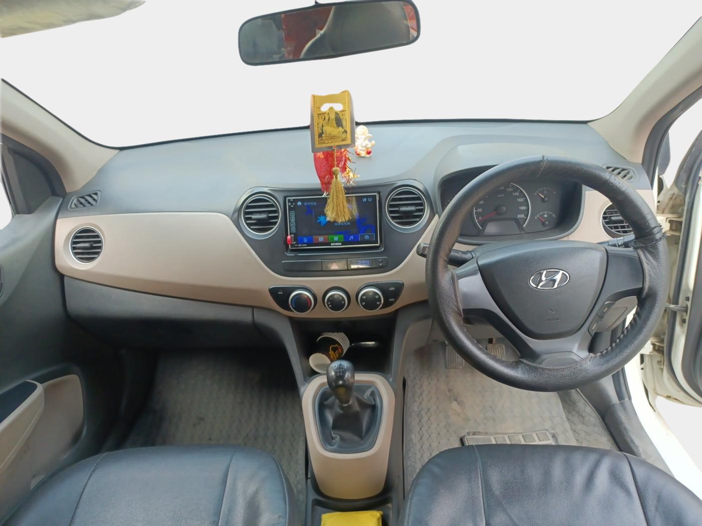 2016 Hyundai Grand i10 MAGNA 1.1 CRDI, Diesel, Manual, 49,317 km, interior