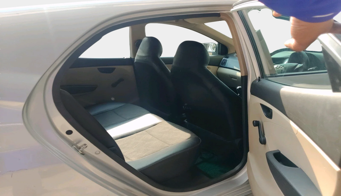 2014 Hyundai Eon ERA +, Petrol, Manual, 48,239 km, interior