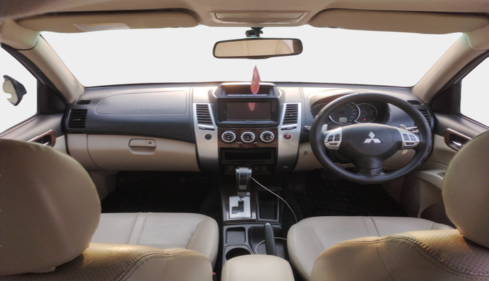 2017 Mitsubishi Pajero Sport 2.5 AT 4X2, Diesel, Automatic, 79,102 km, interior