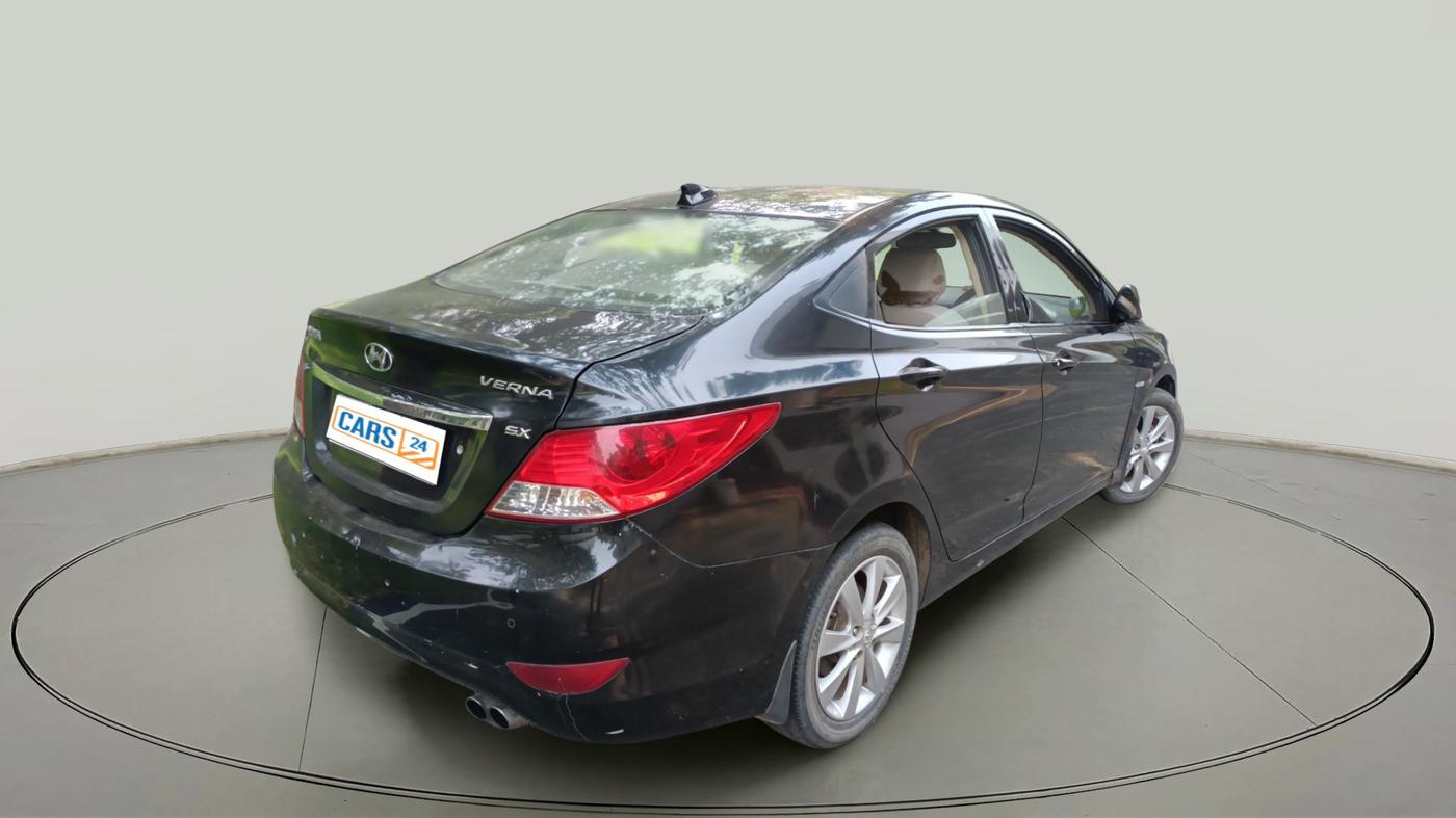 2013 Hyundai Verna FLUIDIC 1.6 CRDI SX, Diesel, Manual, 90,246 km, exterior
