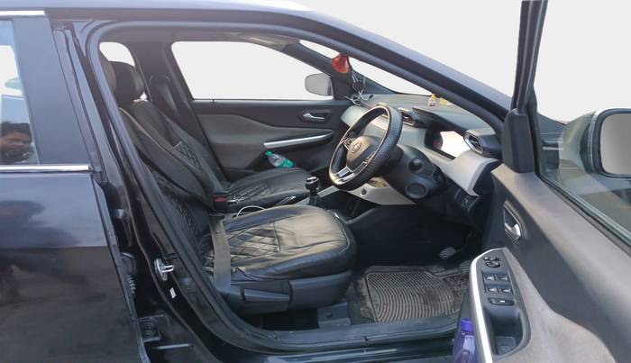 2021 Nissan MAGNITE XV MT, Petrol, Manual, 37,676 km, interior