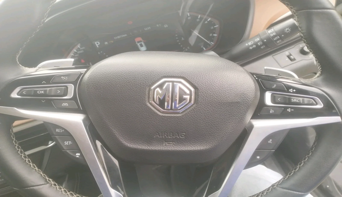 2021 MG GLOSTER SAVVY 7 STR 2.0 TWIN TURBO 4WD, Diesel, Automatic, 1,11,873 km, interior