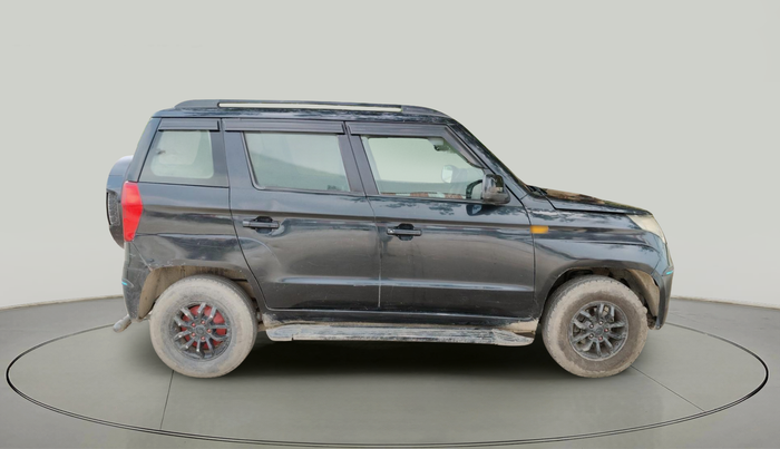 2016 Mahindra TUV300 T8, Diesel, Manual, 1,59,962 km, exterior