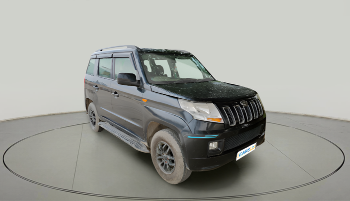 2016 Mahindra TUV300 T8, Diesel, Manual, 1,59,962 km, exterior