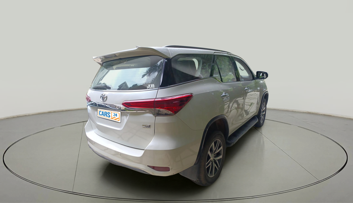 2017 Toyota Fortuner 2.8 4X4 AT, Diesel, Automatic, 2,88,249 km, exterior