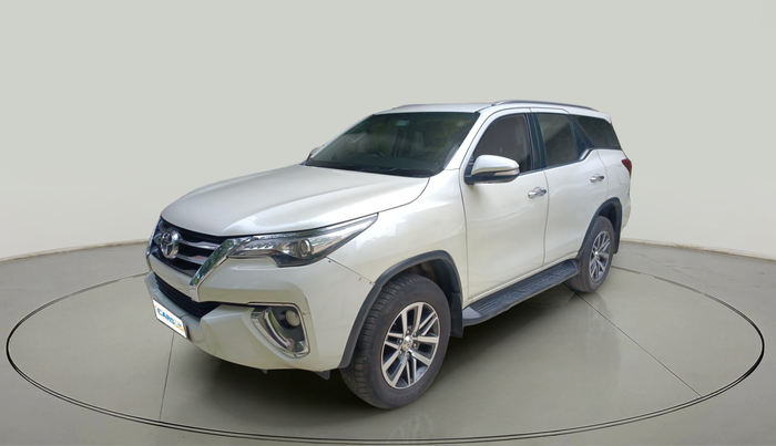 2017 Toyota Fortuner 2.8 4X4 AT, Diesel, Automatic, 2,88,249 km, exterior