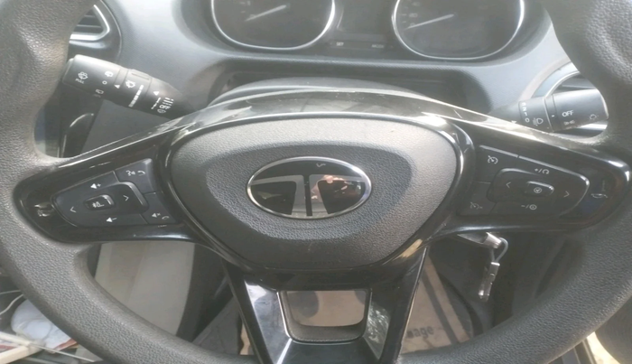 2018 Tata Tiago XZ PETROL, Petrol, Manual, 51,748 km, interior
