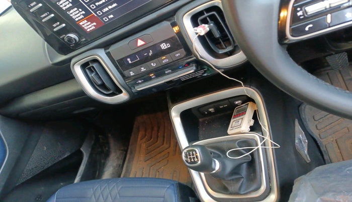 2025 KIA SONET HTK Plus (O) 1.2 Petrol MT, Petrol, Manual, 11,722 km, interior