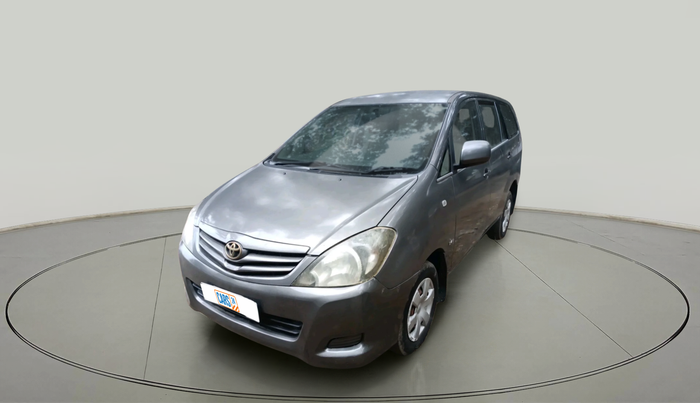 2011 Toyota Innova 2.5 G4 8 STR, Diesel, Manual, 55,327 km, exterior