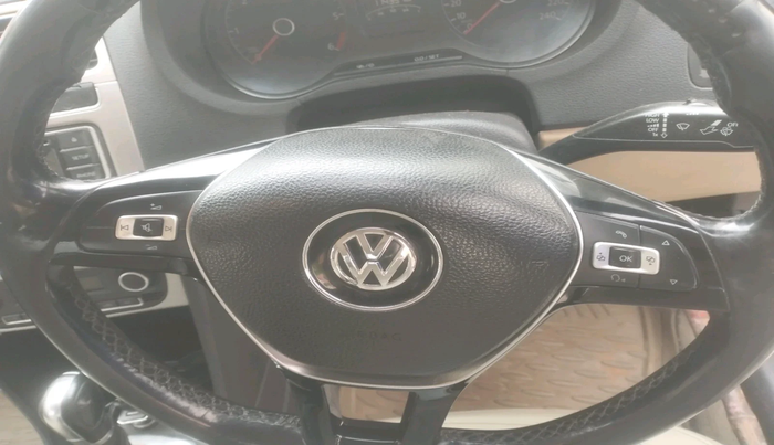 2016 Volkswagen Ameo HIGHLINE DSG 1.5 DIESEL , Diesel, Automatic, 1,14,357 km, interior