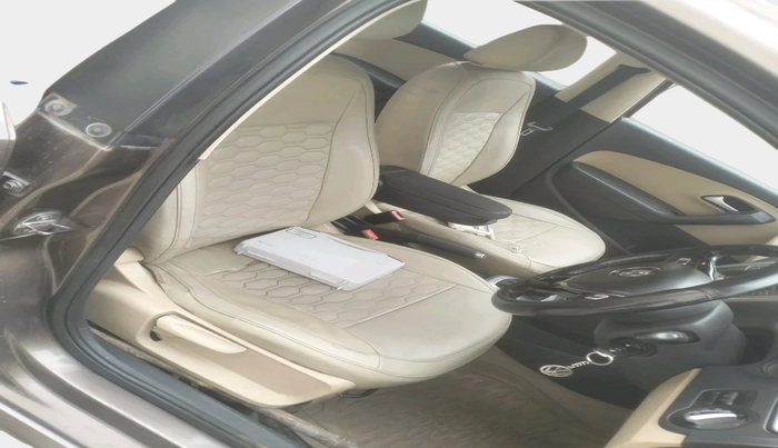 2016 Volkswagen Ameo HIGHLINE DSG 1.5 DIESEL , Diesel, Automatic, 1,14,357 km, interior