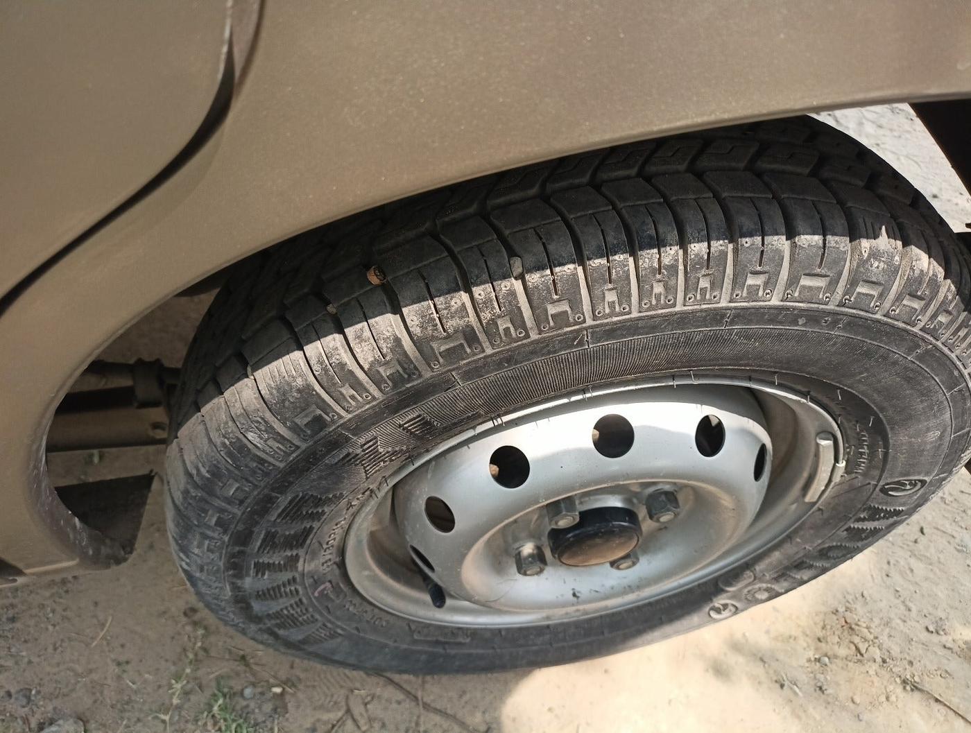 2012 Maruti Alto LXI, Petrol, Manual, 28,611 km, tyre