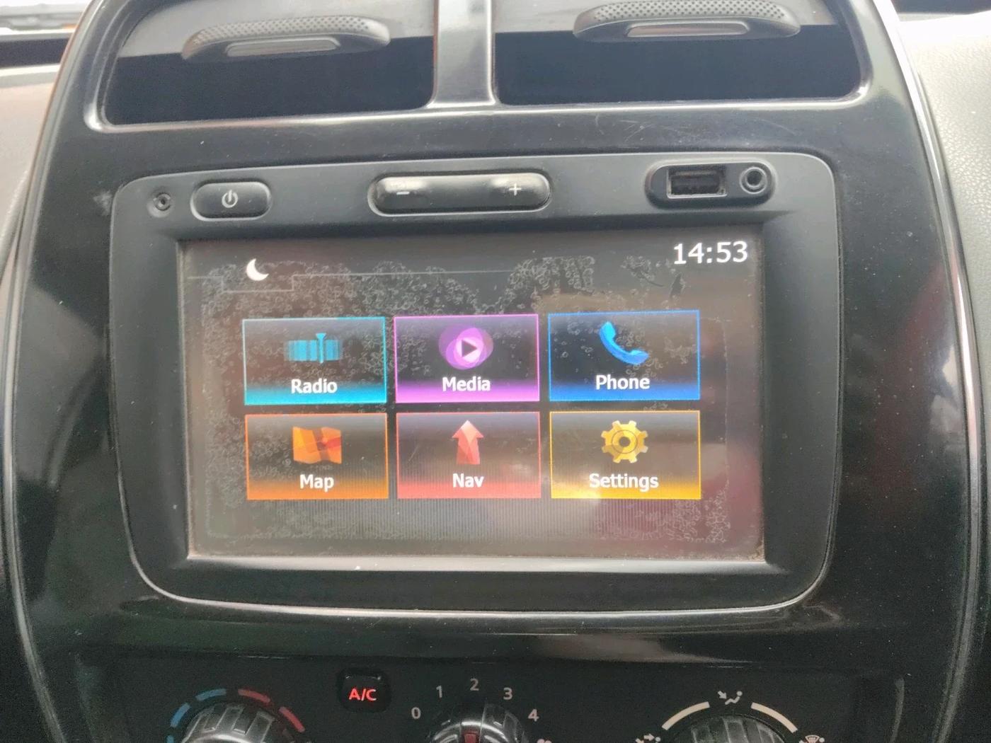 2016 Renault Kwid RXT 1.0, Petrol, Manual, 70,237 km, interior