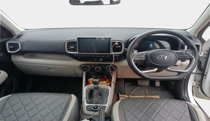 2024 Hyundai VENUE S (O) 1.0 Turbo Petrol DCT, Petrol, Automatic, 14,658 km, interior