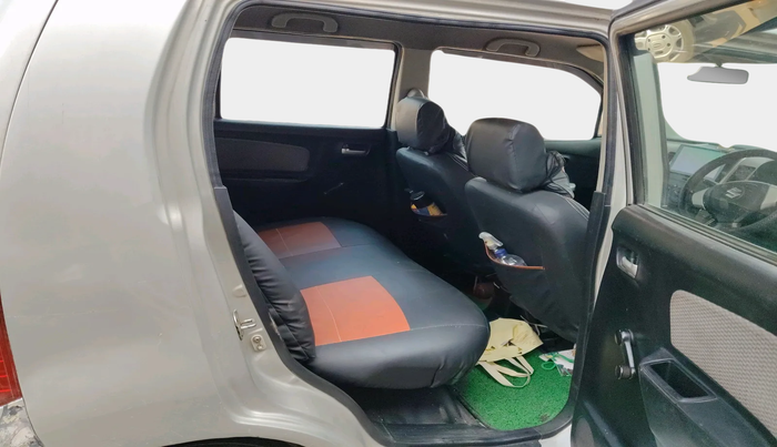 2013 Maruti Wagon R 1.0 LXI CNG, Petrol, Manual, 1,80,859 km, interior