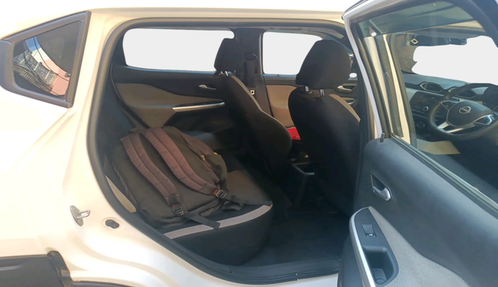 2021 Nissan MAGNITE XL, Petrol, Manual, 30,201 km, interior