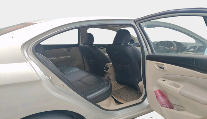 2016 Maruti Ciaz ZDI+ SHVS, Diesel, Manual, 79,273 km, interior