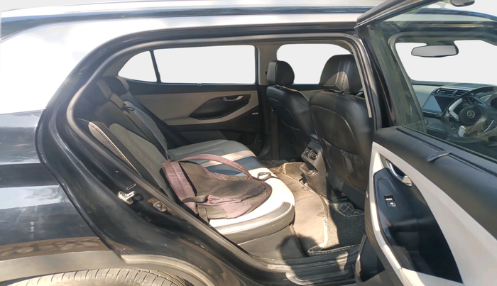 2021 Hyundai Creta SX (O) AT 1.5 DIESEL, Diesel, Automatic, 78,236 km, interior