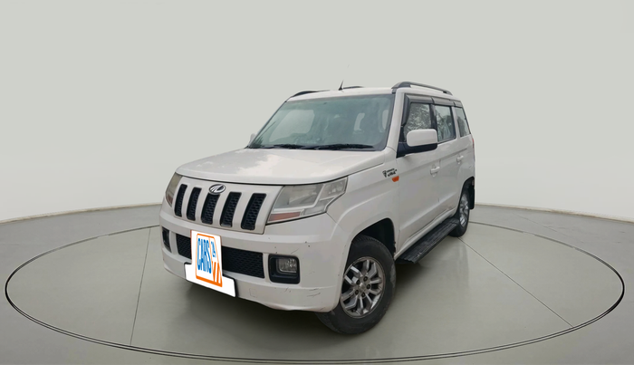 2017 Mahindra TUV300 T8, Diesel, Manual, 1,25,817 km, exterior