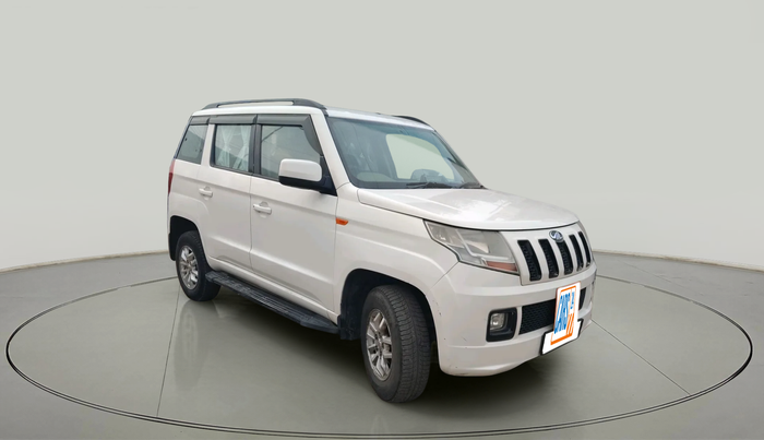 2017 Mahindra TUV300 T8, Diesel, Manual, 1,25,817 km, exterior
