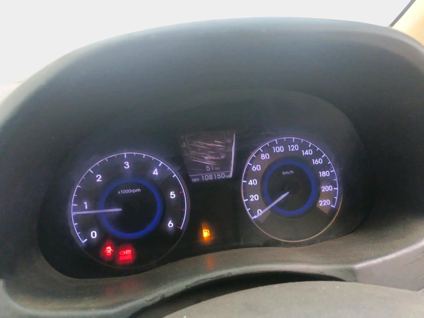 2013 Hyundai Verna FLUIDIC 1.6 CRDI SX, Diesel, Manual, 1,08,151 km, interior