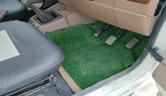 2015 Mahindra Bolero ZLX BS-III, Diesel, Manual, 91,364 km, interior