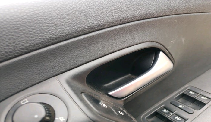 2019 Volkswagen Polo HIGHLINE PLUS 1.0, Petrol, Manual, 69,367 km, interior