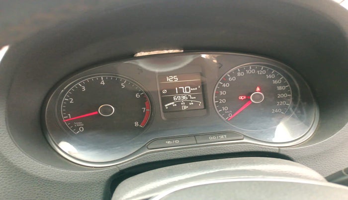 2019 Volkswagen Polo HIGHLINE PLUS 1.0, Petrol, Manual, 69,367 km, interior