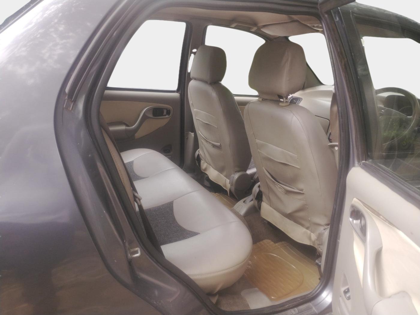 2009 Tata Indigo CS LX TDI, Diesel, Manual, 84,813 km, interior