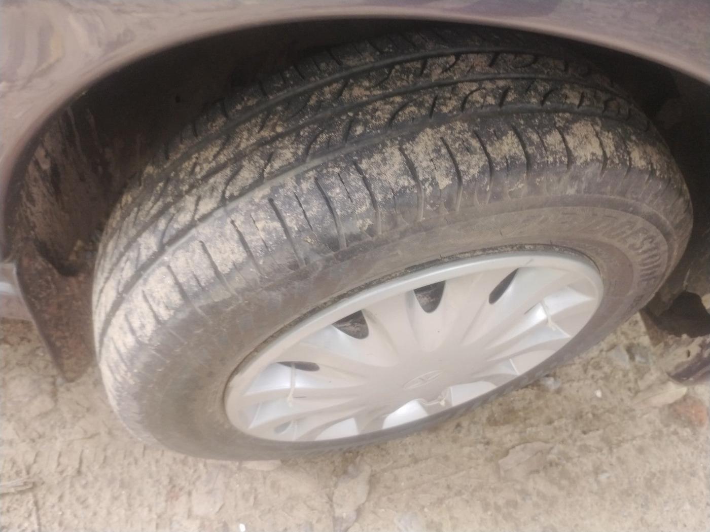 2009 Tata Indigo CS LX TDI, Diesel, Manual, 84,813 km, tyre