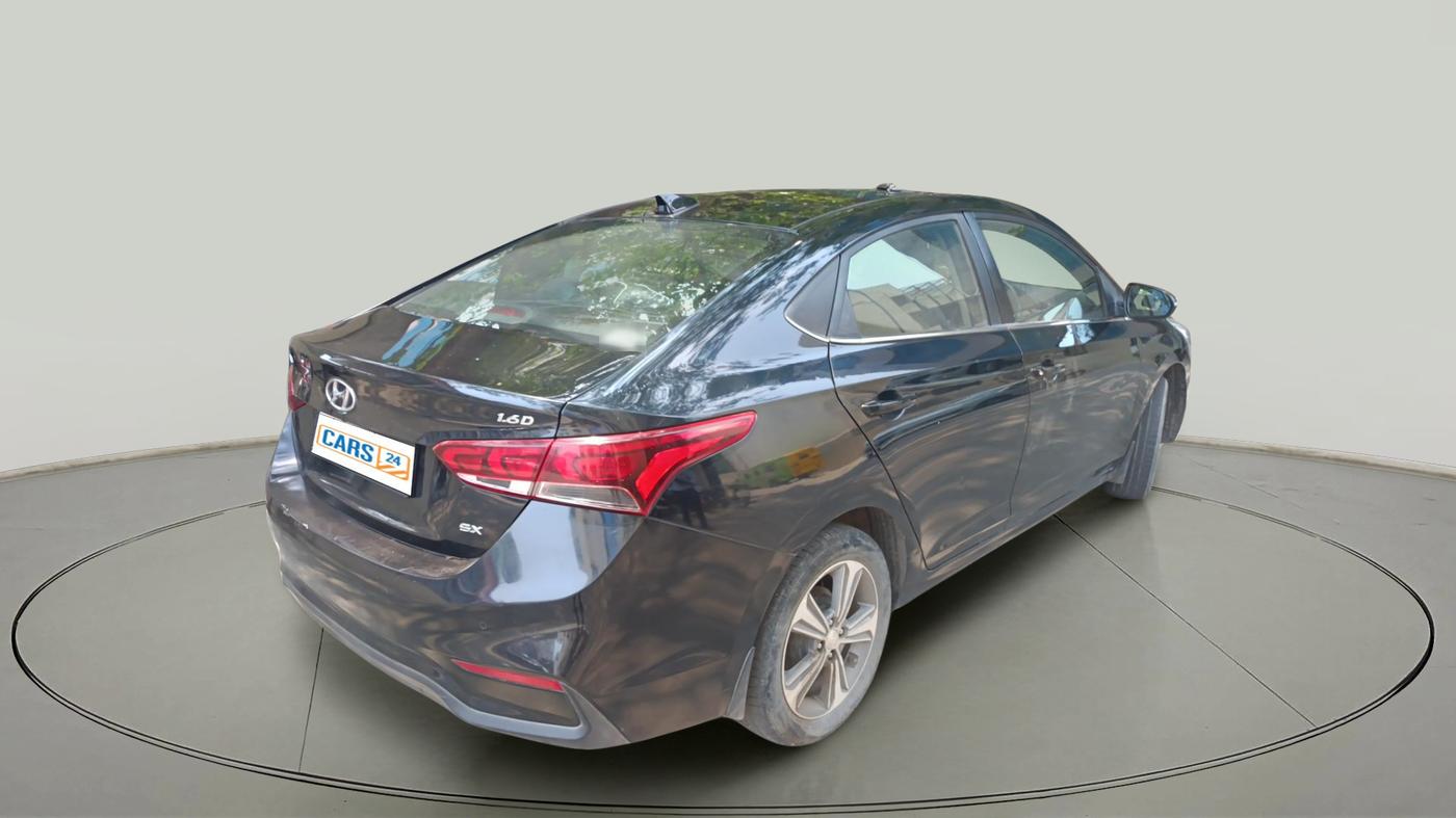 2018 Hyundai Verna 1.6 CRDI SX, Diesel, Manual, 1,35,757 km, exterior