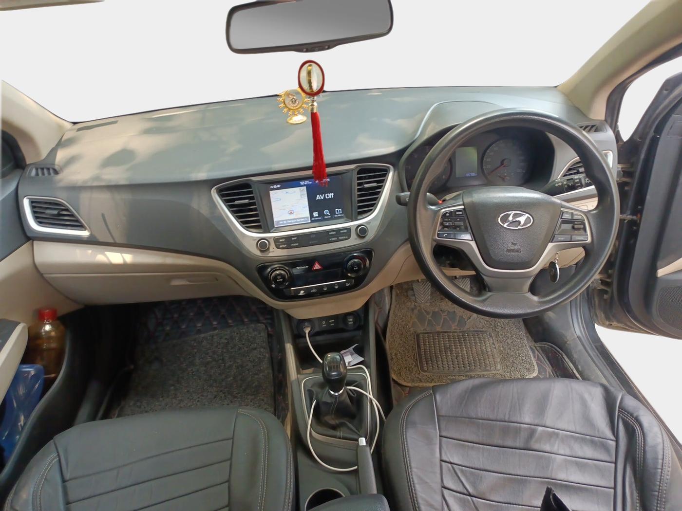 2018 Hyundai Verna 1.6 CRDI SX, Diesel, Manual, 1,35,757 km, interior