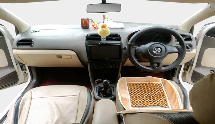 2012 Volkswagen Vento TRENDLINE DIESEL 1.6, Diesel, Manual, 1,36,402 km, interior