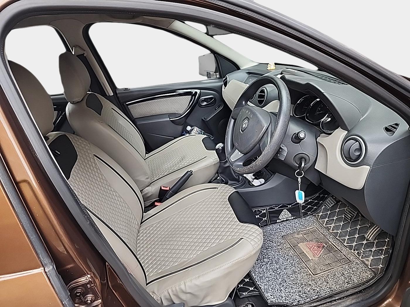 2015 Renault Duster 85 PS RXL DIESEL, Diesel, Manual, 52,669 km, interior