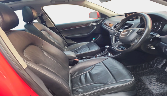 2018 Audi Q3 35 TDI Quattro, Diesel, Automatic, 1,39,779 km, interior