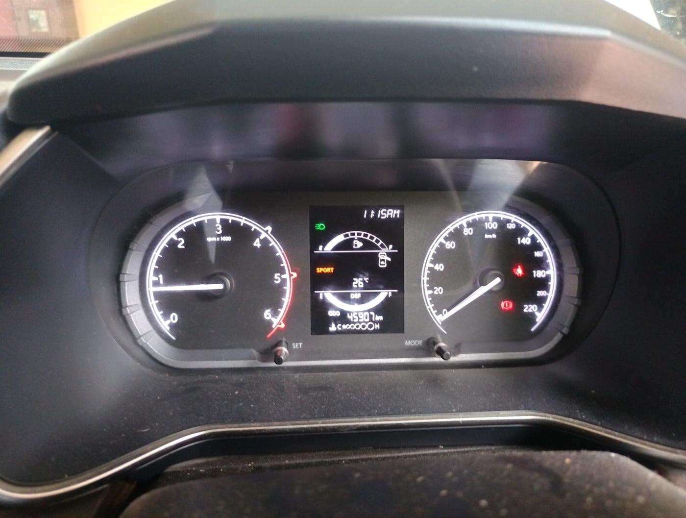 2020 Tata Harrier XT 2.0L KRYOTEC, Diesel, Manual, 45,907 km, interior