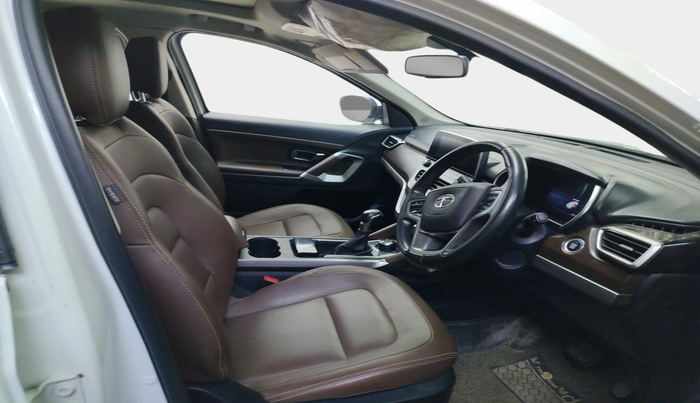 2020 Tata Harrier XZA PLUS 2.0L, Diesel, Automatic, 61,291 km, interior