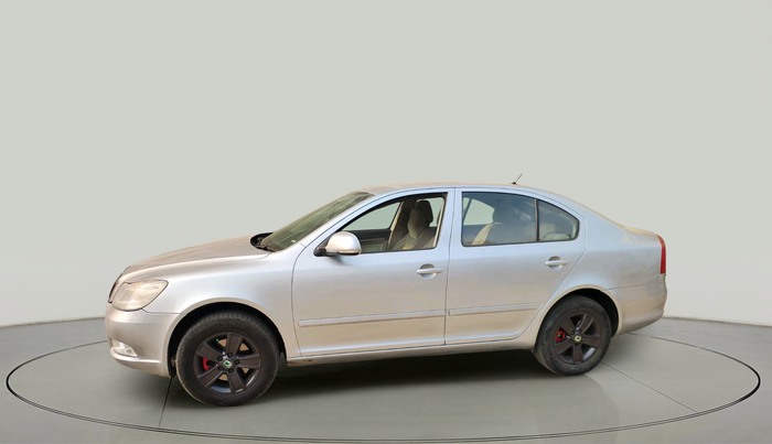 2011 Skoda Laura AMBIENTE 2.0 TDI CR AT, Diesel, Automatic, 1,87,564 km, exterior