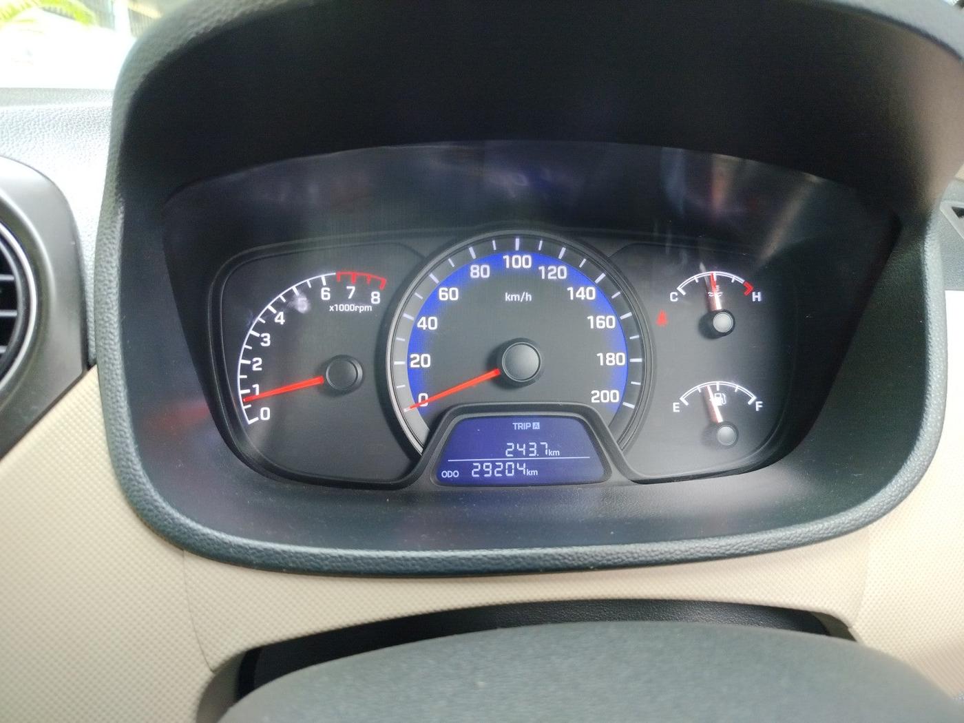 2019 Hyundai Xcent S 1.2, Petrol, Manual, 29,204 km, interior