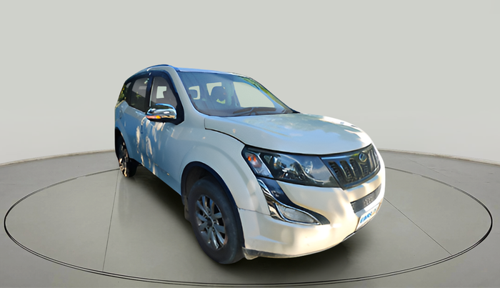 2015 Mahindra XUV500 W6, Diesel, Manual, 69,386 km, exterior