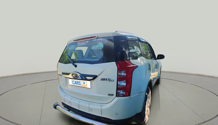 2015 Mahindra XUV500 W6, Diesel, Manual, 69,386 km, exterior