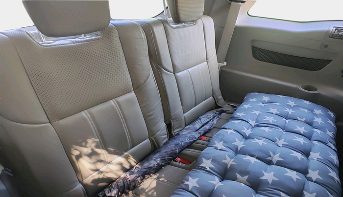 2015 Mahindra XUV500 W6, Diesel, Manual, 69,386 km, interior