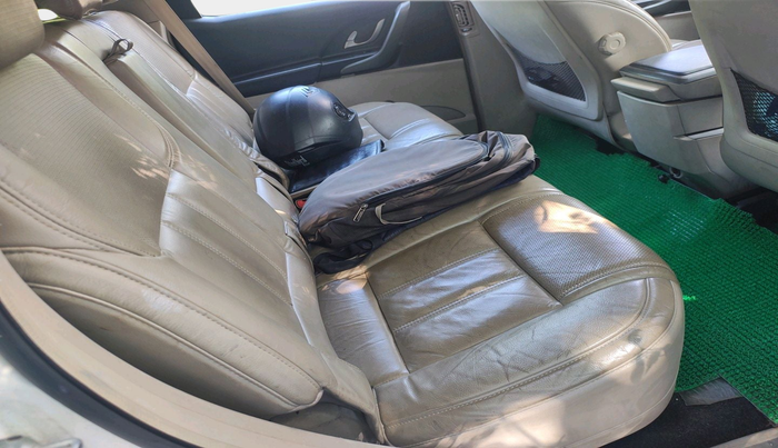 2015 Mahindra XUV500 W6, Diesel, Manual, 69,386 km, interior