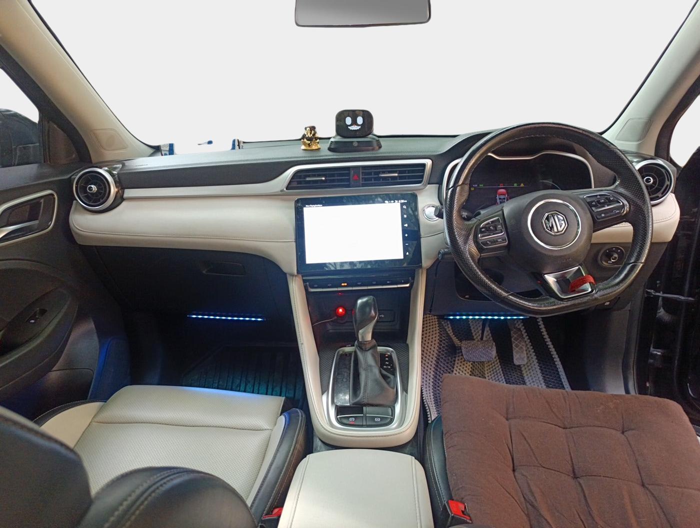 2023 MG ASTOR SHARP 1.5 CVT, Petrol, Automatic, 28,446 km, interior
