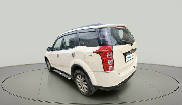 2015 Mahindra XUV500 W10, Diesel, Manual, 83,500 km, exterior