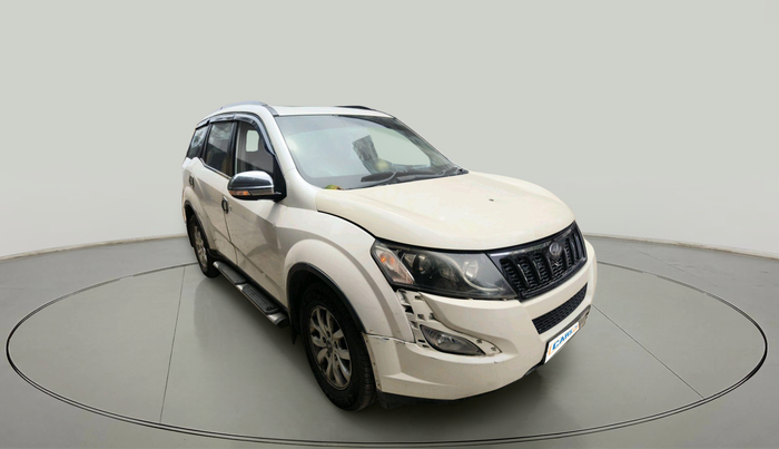 2015 Mahindra XUV500 W10, Diesel, Manual, 83,500 km, exterior