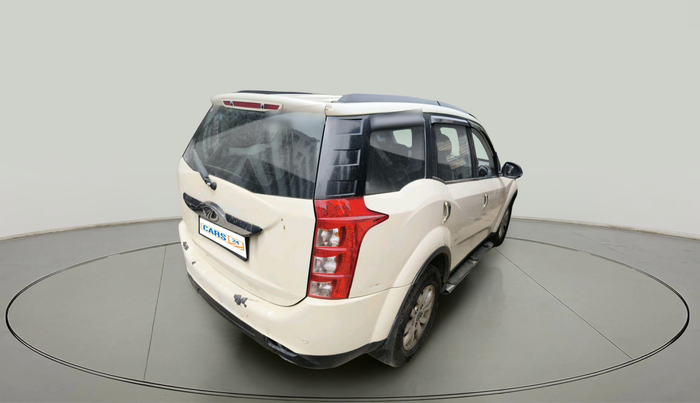 2015 Mahindra XUV500 W10, Diesel, Manual, 83,500 km, exterior
