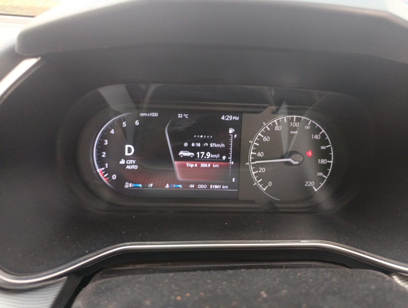 2020 Tata Harrier XZA PLUS 2.0L DARK EDITION, Diesel, Automatic, 51,941 km, interior