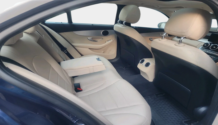 2019 Mercedes Benz C Class C 220d PROGRESSIVE, Diesel, Automatic, 22,700 km, interior