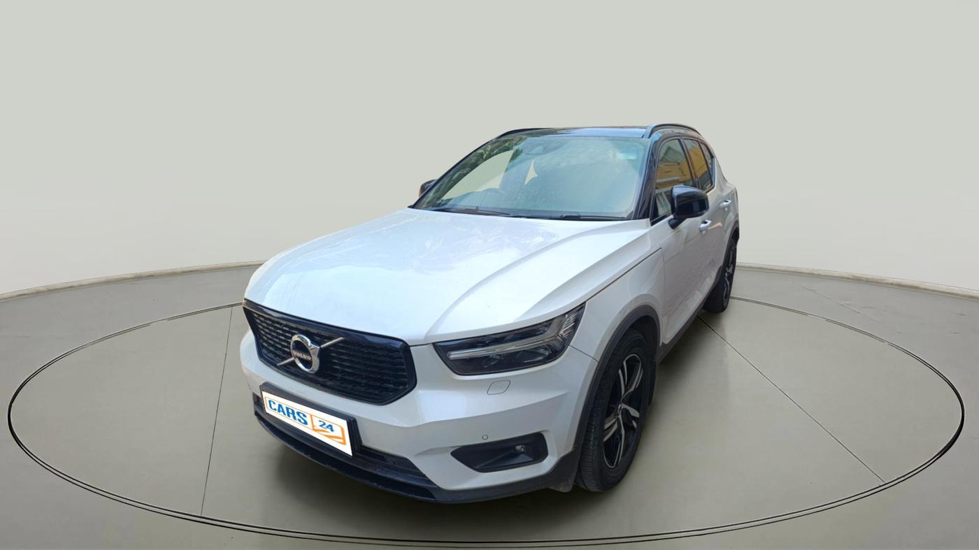 2020 Volvo XC 40 T4 R Design, Petrol, Automatic, 63,710 km, exterior